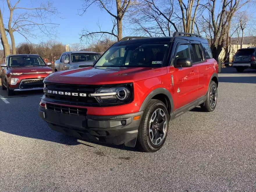 2022 Ford Bronco Sport Outer Banks photo 1