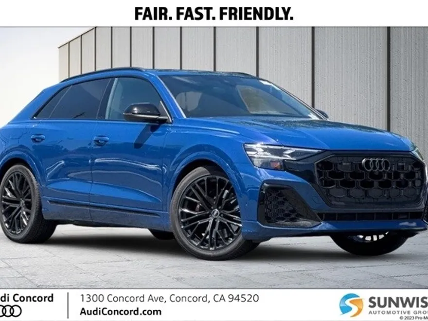 2025 Audi SQ8 Prestige photo 1