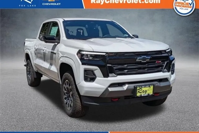 2026 Chevrolet Colorado Z71 photo 1