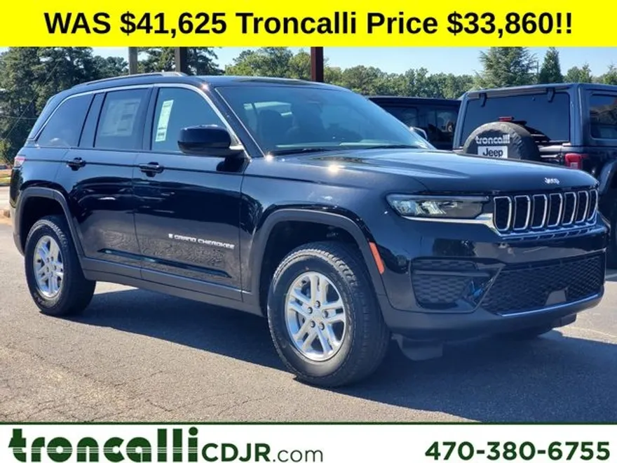 2025 Jeep Grand Cherokee Laredo photo 1