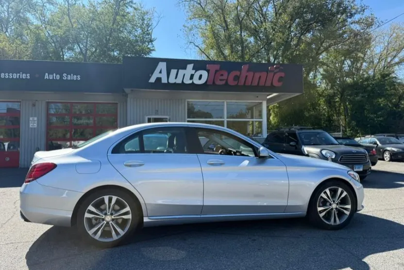 2015 Mercedes Benz C 300 Sport 4MATIC photo 1