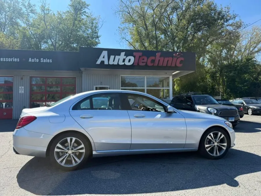 2015 Mercedes Benz C 300 Sport 4MATIC photo 1