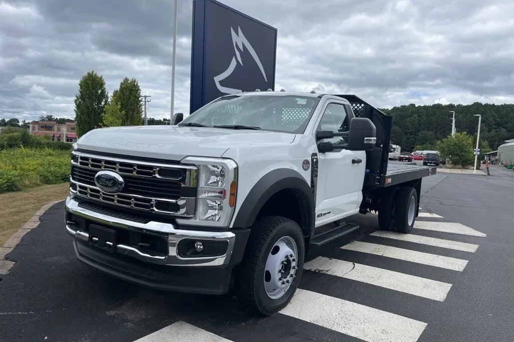 2024 Ford F-450 XL photo 1