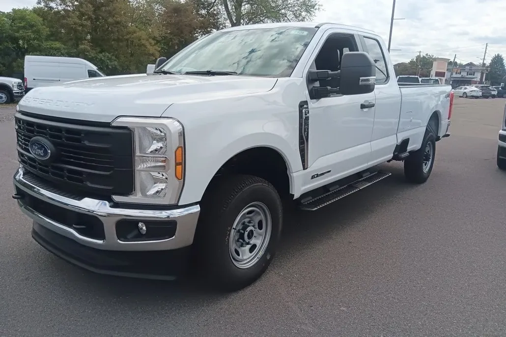 2026 Ford F-350 photo 1