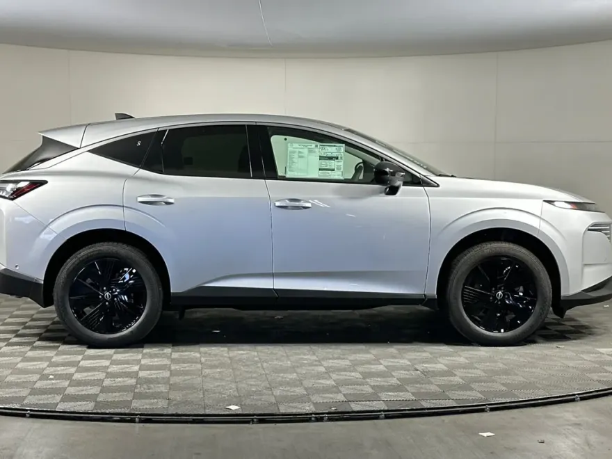 2025 Nissan Murano SV photo 1