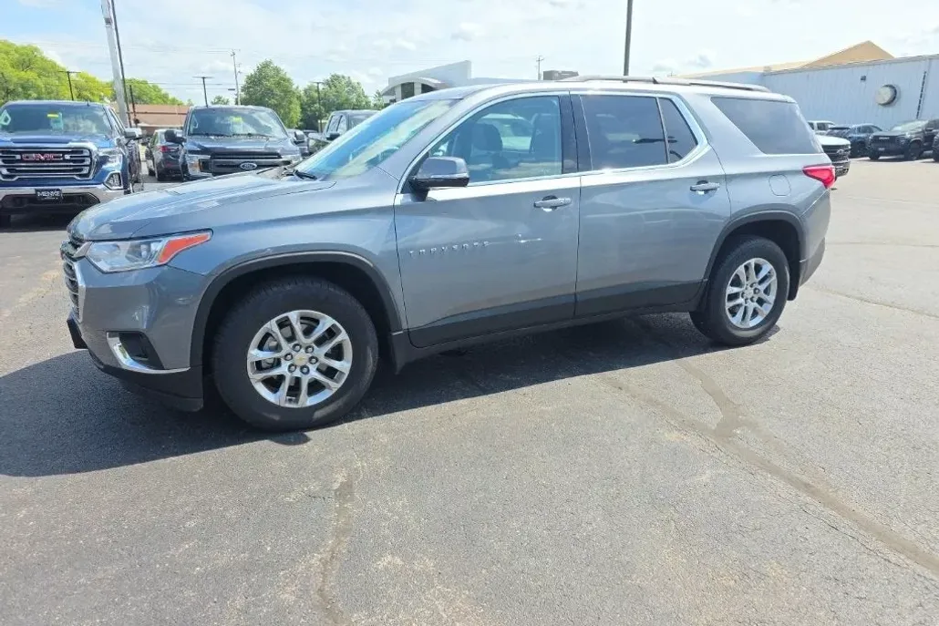 2020 Chevrolet Traverse 3LT photo 1