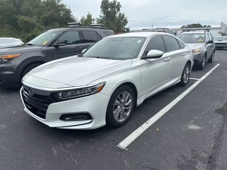2020 Honda Accord LX photo 1