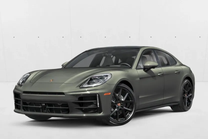 2026 Porsche Panamera 4 photo 1