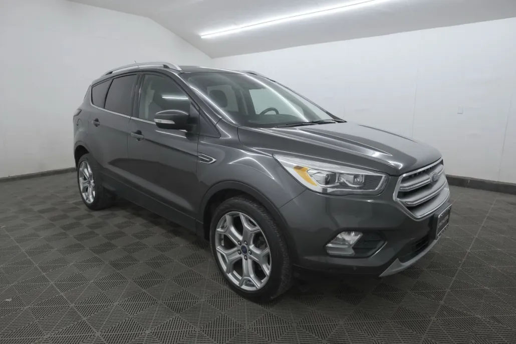 2017 Ford Escape Titanium photo 1