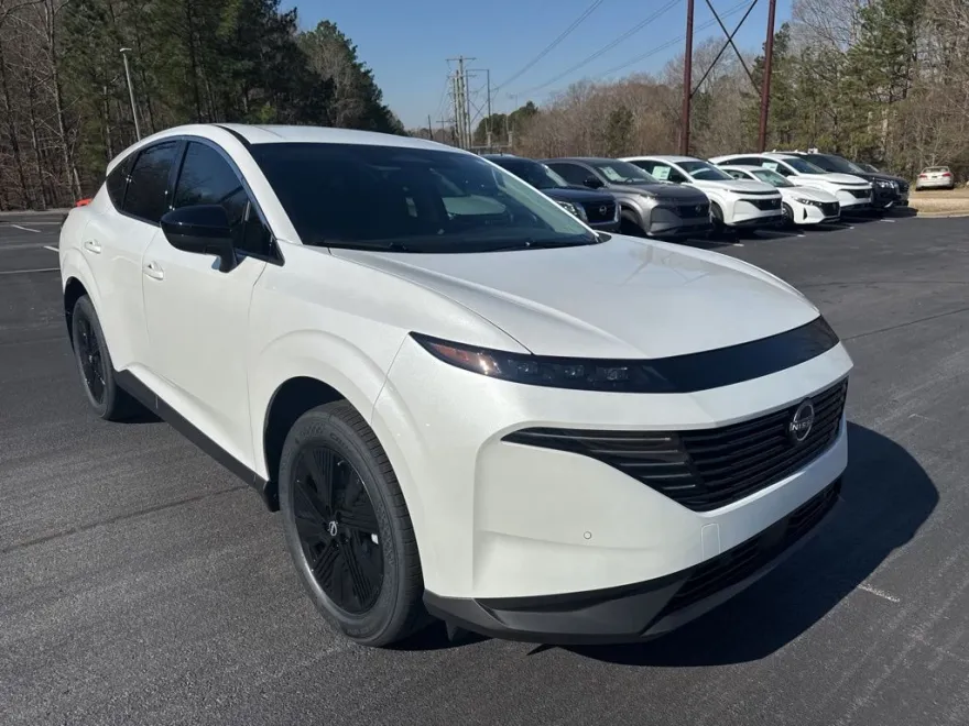2025 Nissan Murano SV photo 1