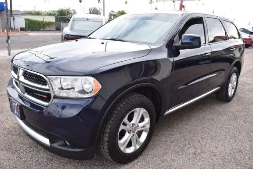2013 Dodge Durango SXT photo 1
