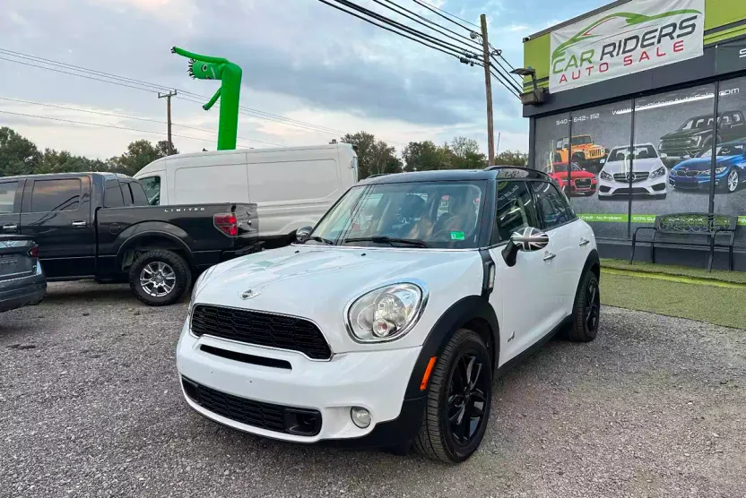 2014 Mini Countryman S ALL4 photo 1