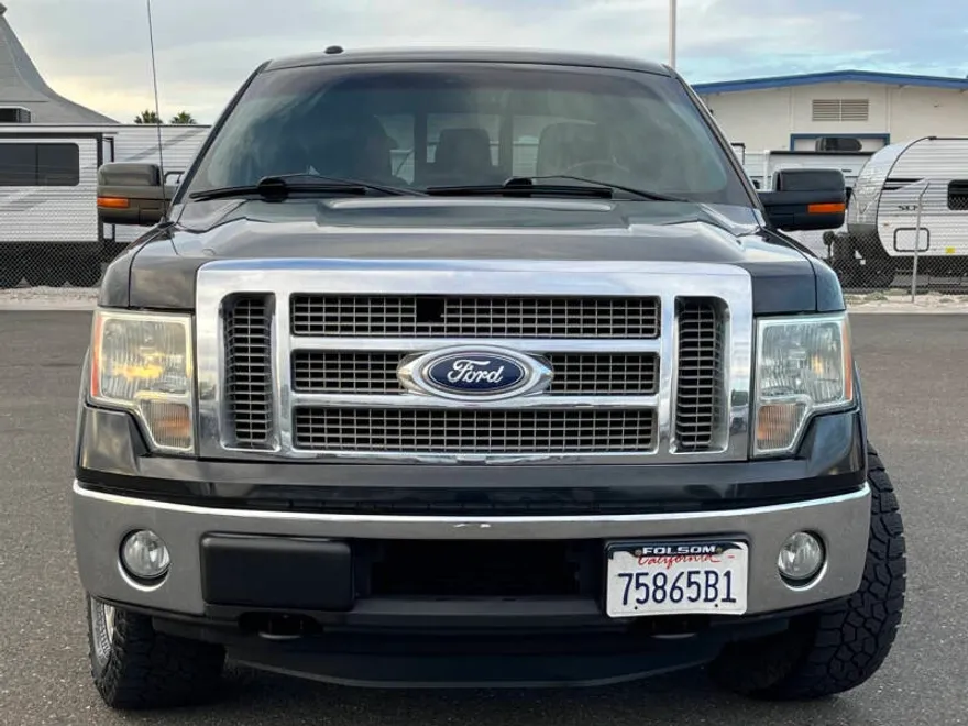 2011 Ford F-150 Lariat photo 1