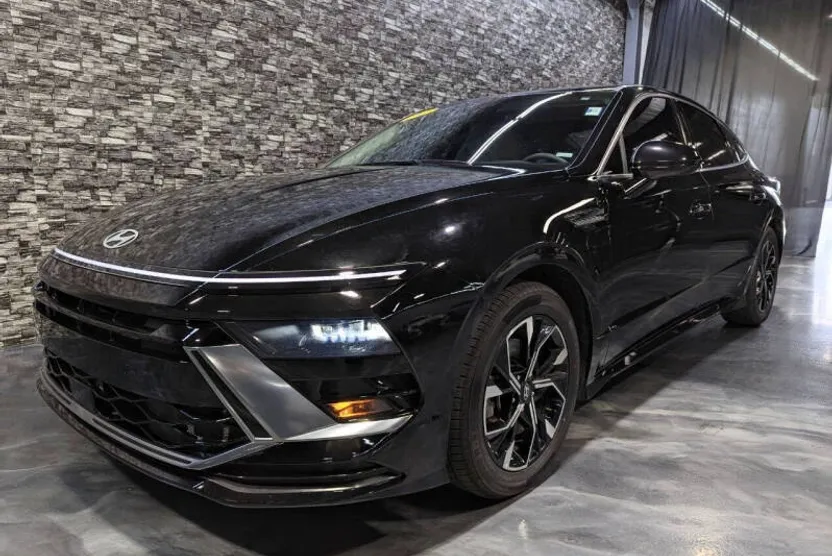 2024 Hyundai Sonata SEL photo 1