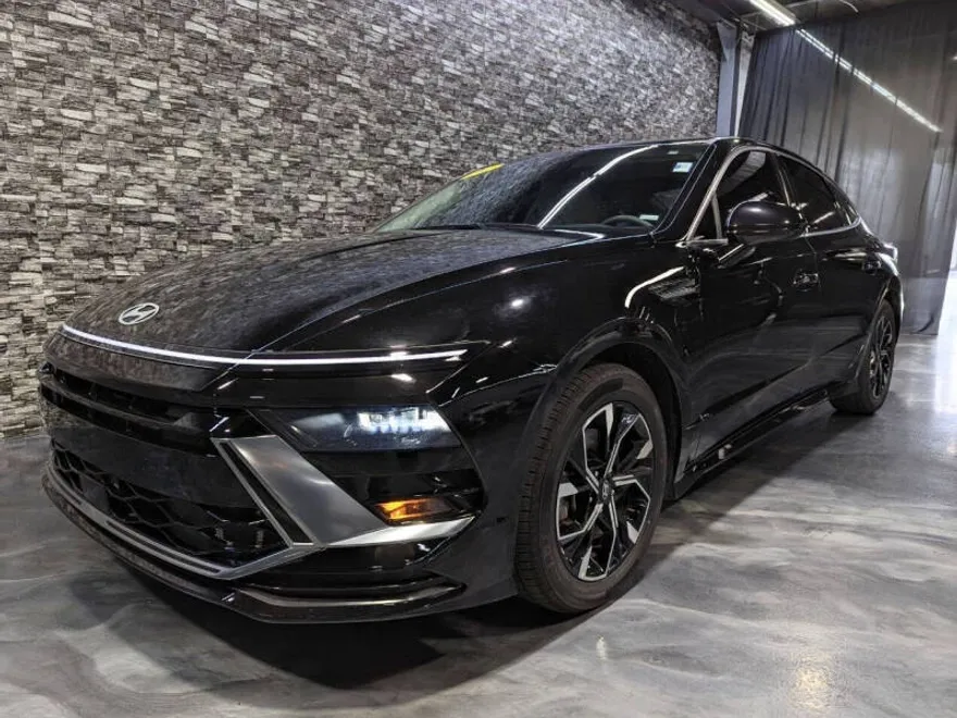 2024 Hyundai Sonata SEL photo 1