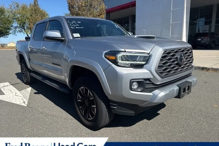 2022 Toyota Tacoma TRD Sport V6 photo 1
