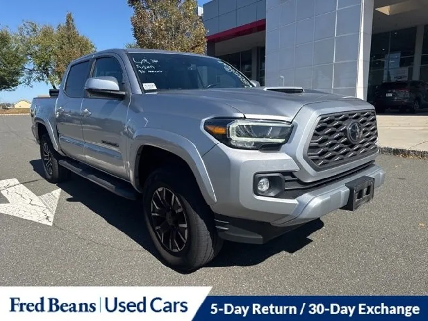 2022 Toyota Tacoma TRD Sport V6 photo 1