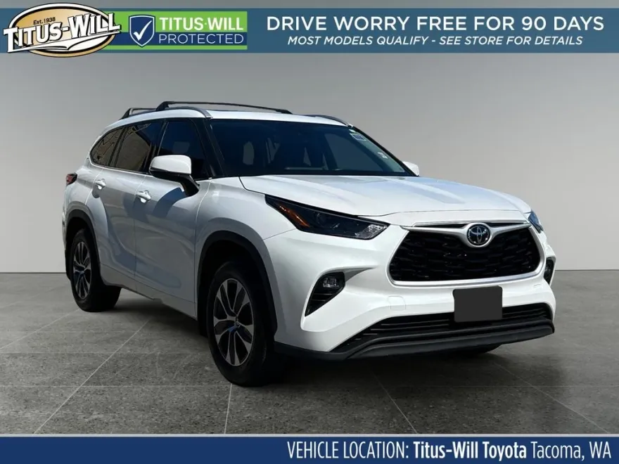 2022 Toyota Highlander XLE photo 1