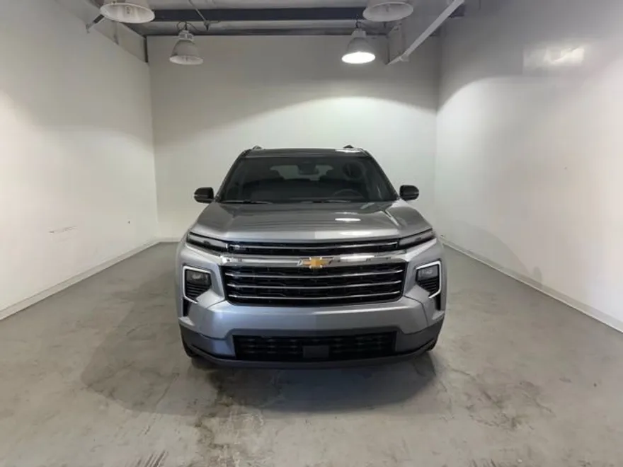 2026 Chevrolet Traverse photo 1