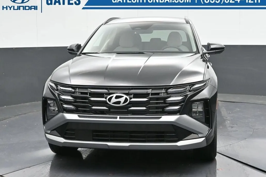 2025 Hyundai Tucson SEL photo 1