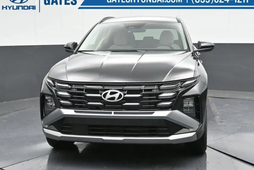 2025 Hyundai Tucson SEL photo 1