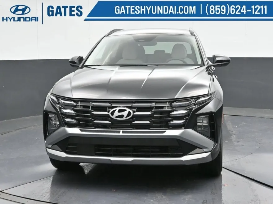 2025 Hyundai Tucson SEL photo 1
