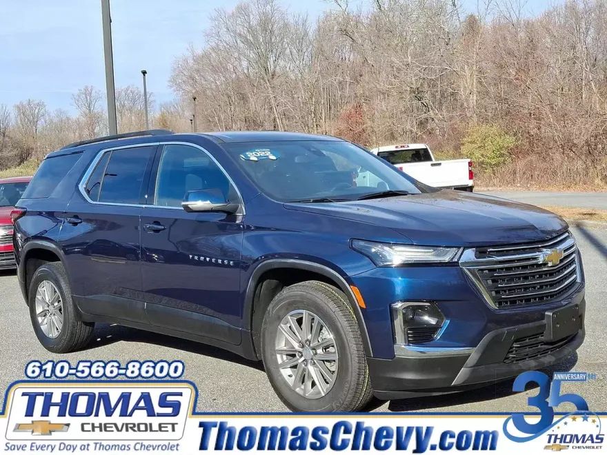 2022 Chevrolet Traverse Cloth photo 1