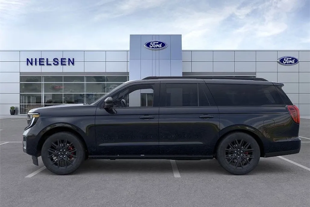 2025 Ford Expedition MAX Platinum photo 1