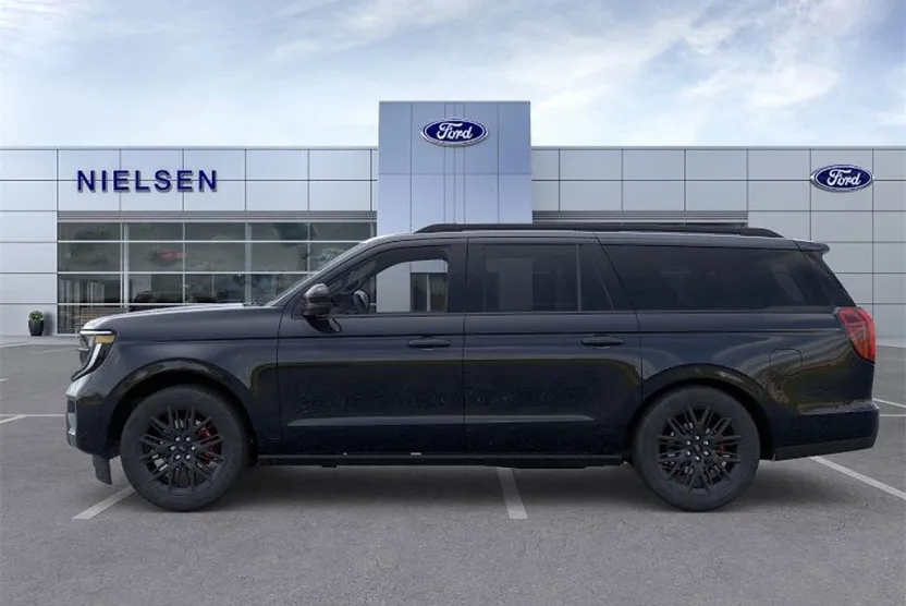 2025 Ford Expedition MAX Platinum photo 1