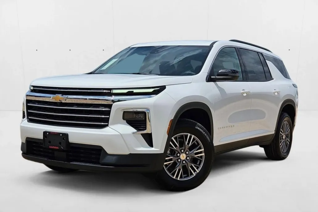 2026 Chevrolet Traverse photo 1