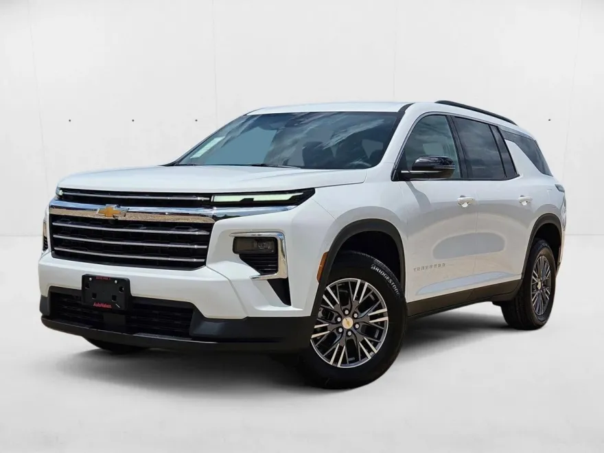 2026 Chevrolet Traverse photo 1