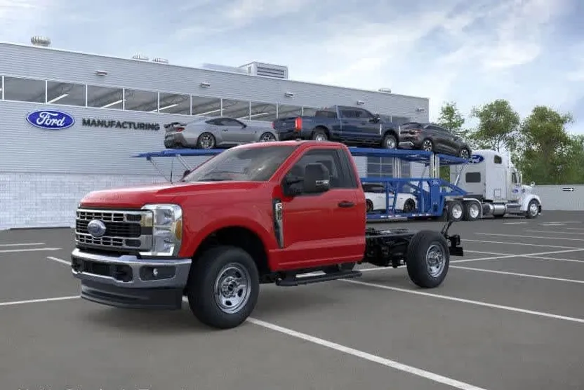 2026 Ford F-350 photo 1