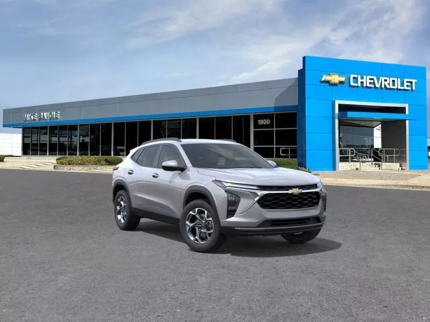 2025 Chevrolet Trax LT photo 1
