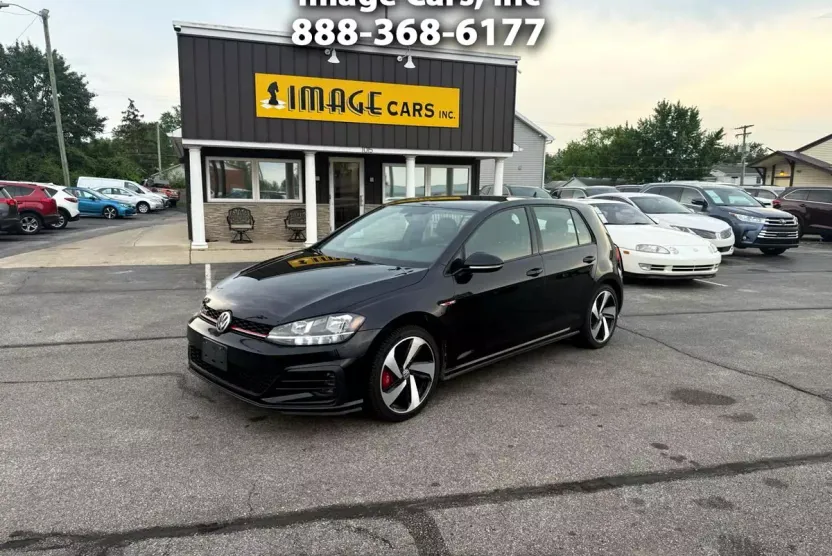 2020 Volkswagen Golf GTI S photo 1