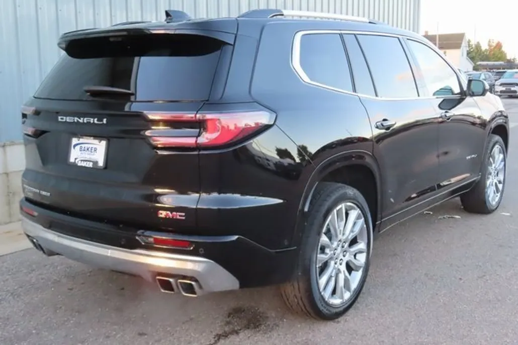 2024 Gmc Acadia Denali photo 1
