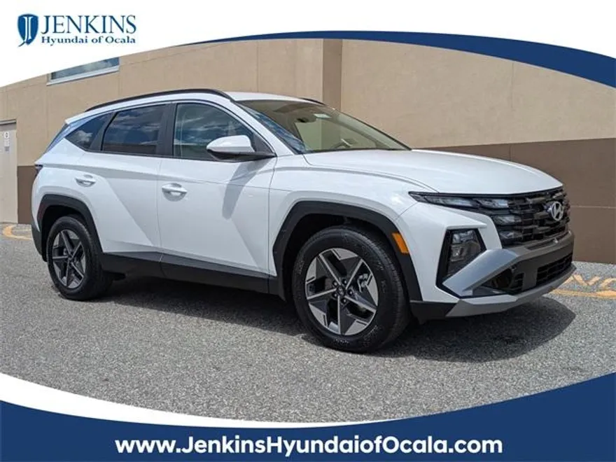 2025 Hyundai Tucson SEL photo 1