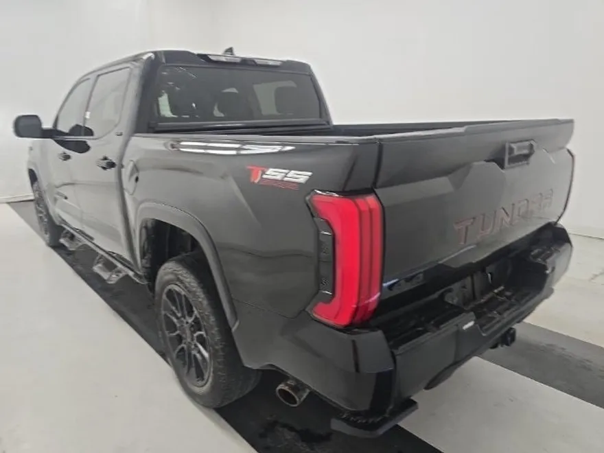 2023 Toyota Tundra SR5 photo 1