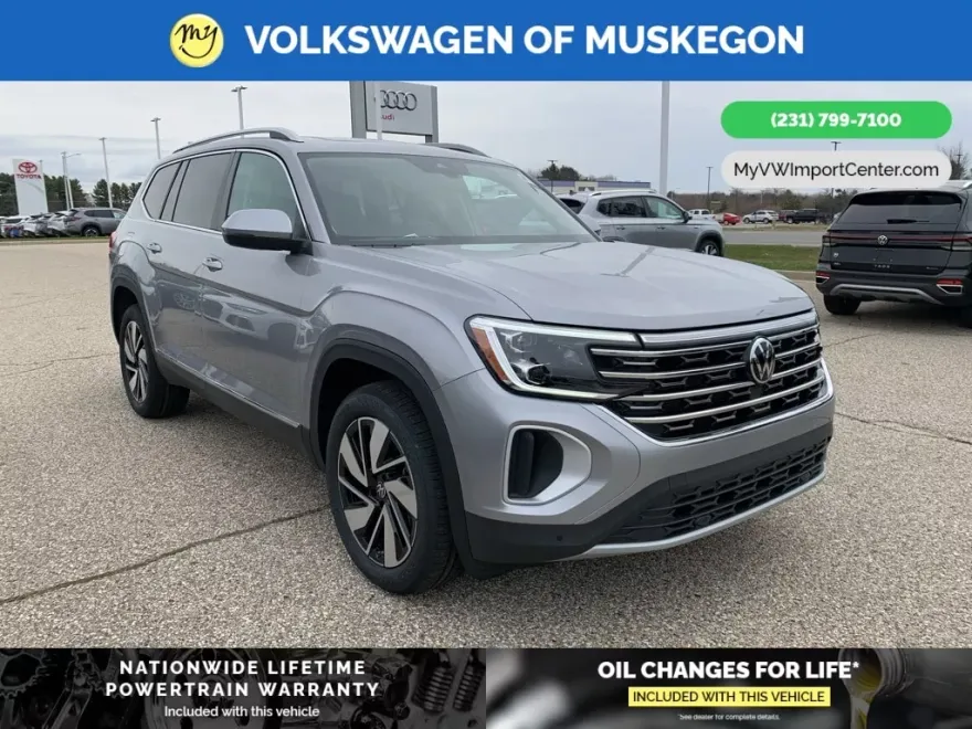 2025 Volkswagen Atlas SEL photo 1