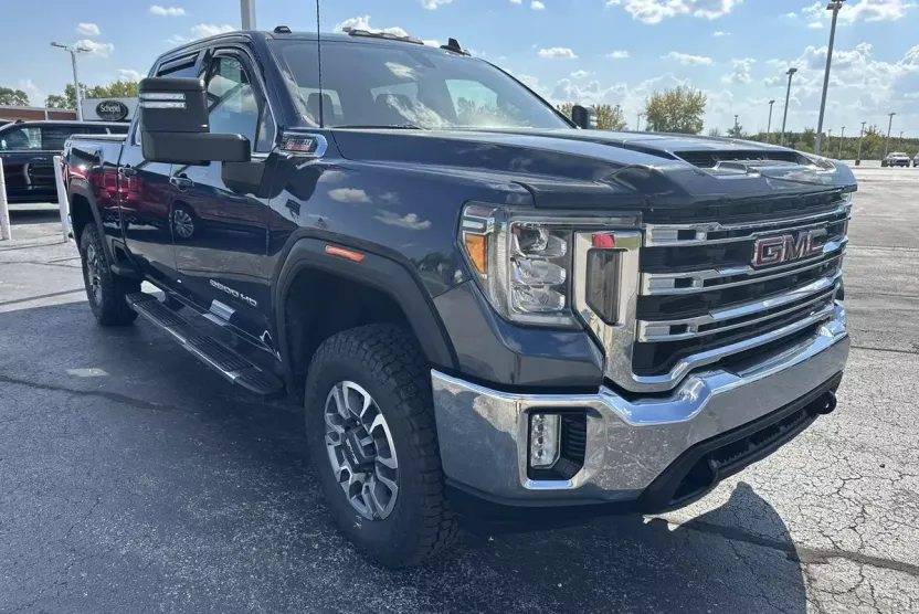 2022 Gmc Sierra 2500 HD SLE photo 1