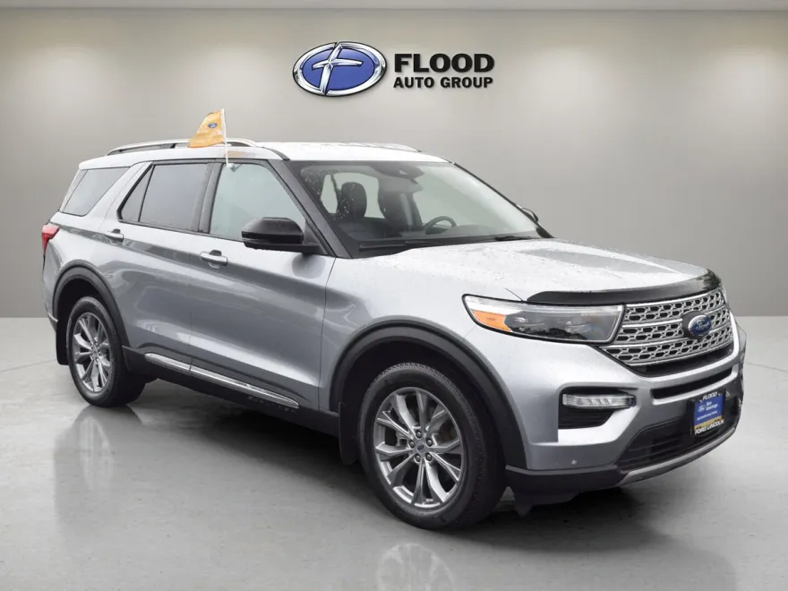 2022 Ford Explorer Limited photo 1