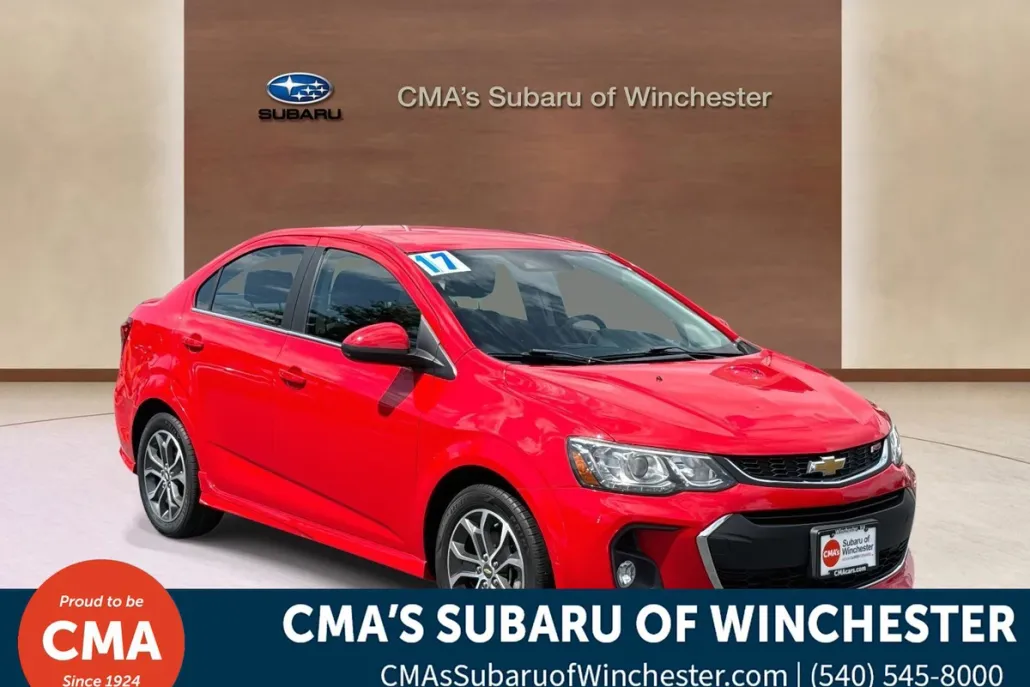 2017 Chevrolet Sonic LT photo 1