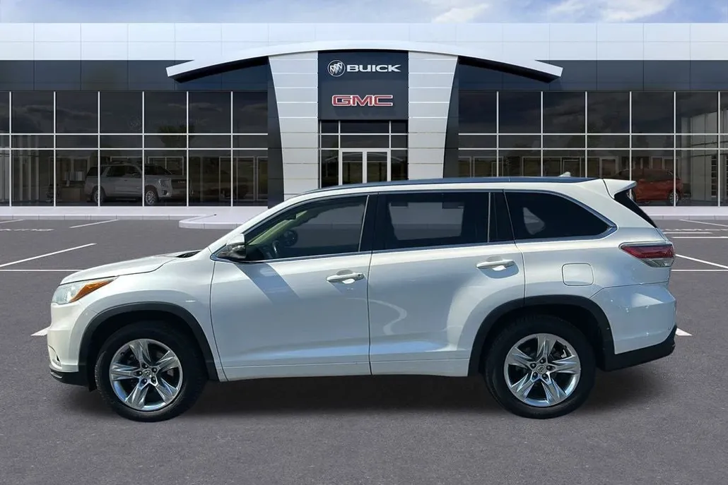 2015 Toyota Highlander Limited photo 1