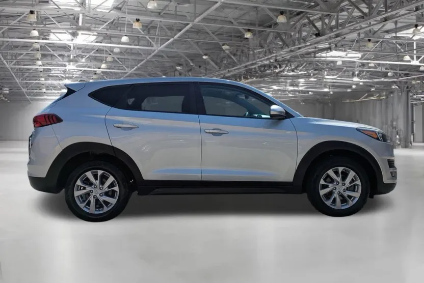 2019 Hyundai Tucson SE photo 1