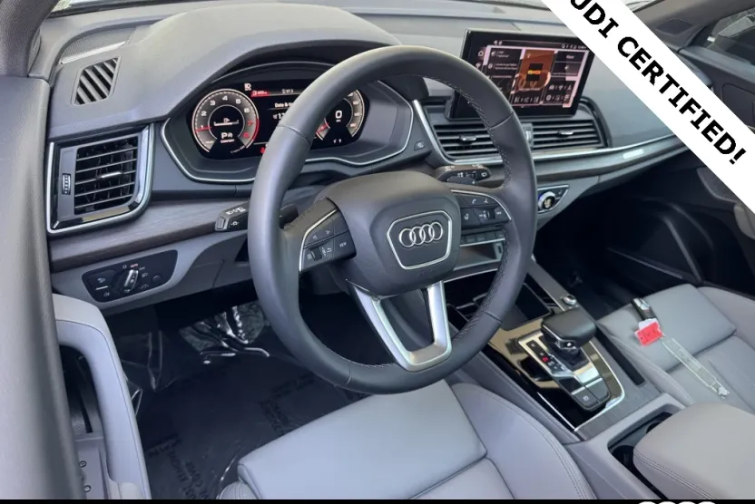 2025 Audi Q5 Sportback 45 S line Premium Plus photo 1