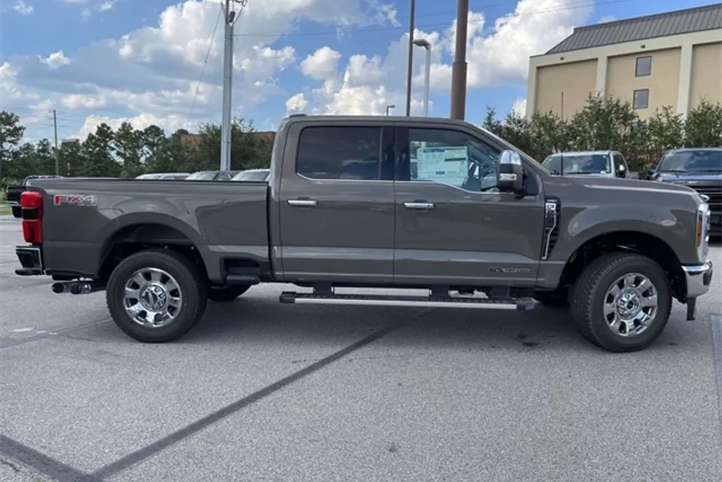 2026 Ford F-250 photo 1