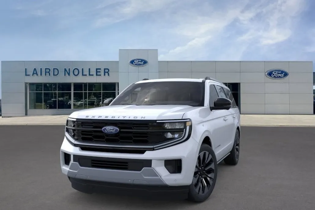 2025 Ford Expedition Platinum photo 1
