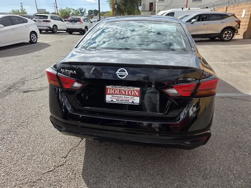 2021 Nissan Altima 2.5 S photo 1