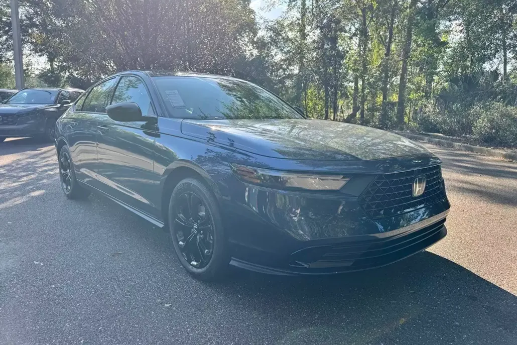2025 Honda Accord SE photo 1