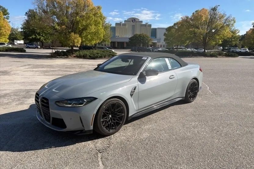 2024 Bmw M4 Convertible photo 1