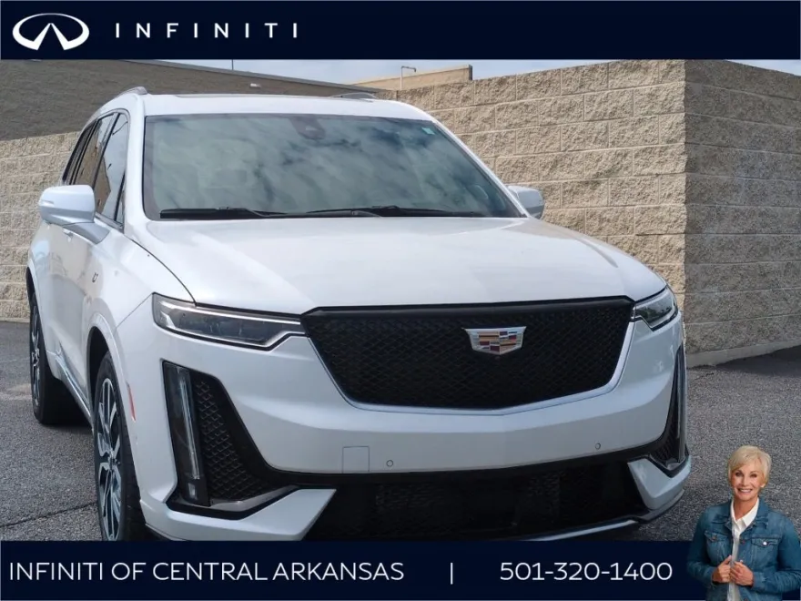 2022 Cadillac XT6 Sport photo 1